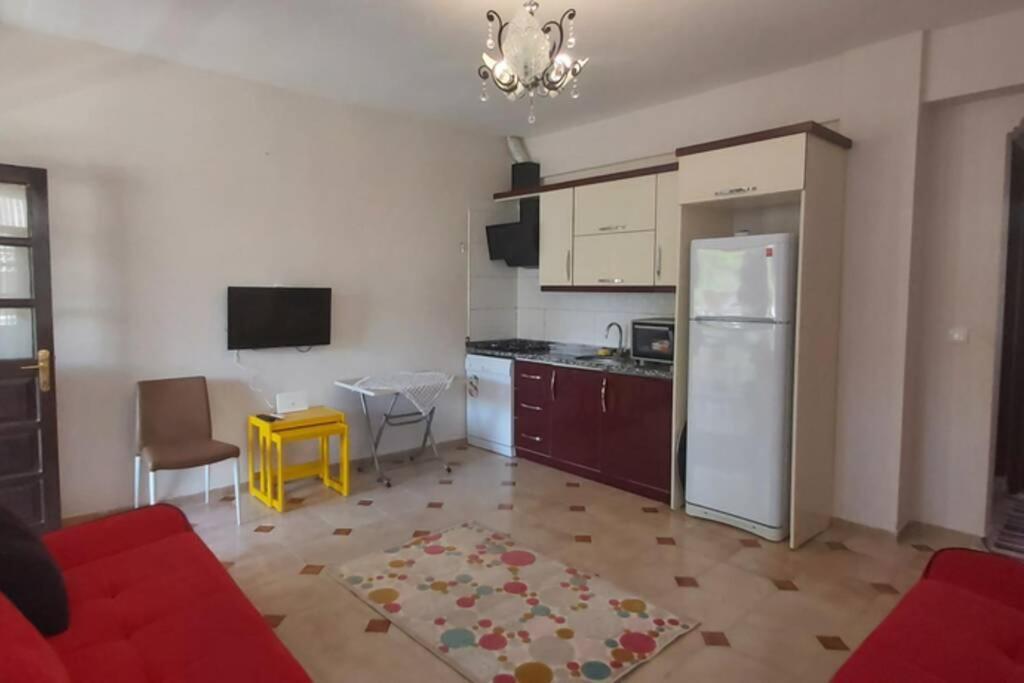 Villa Peaceful House à Fethiye Extérieur photo